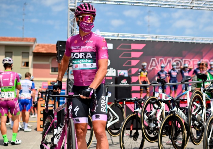 Prekvapenie sa nekonalo, Sagan má siedmy domáci titul